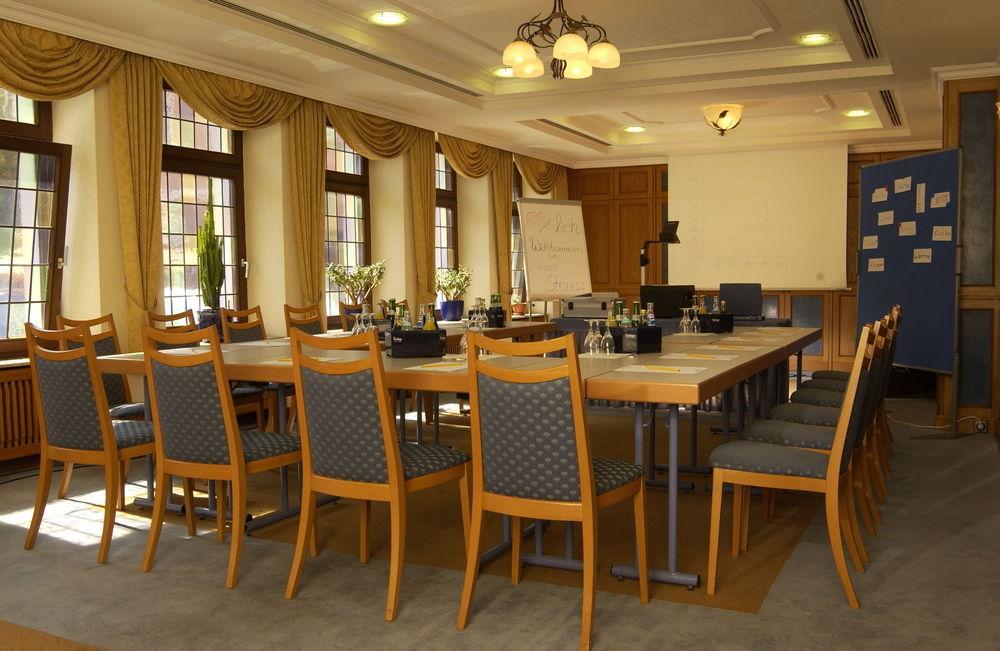 City Partner Hotel Strauss Вюрцбург Екстериор снимка